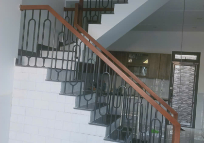 GIA CÔNG LẮP ĐẶT SẮT INOX